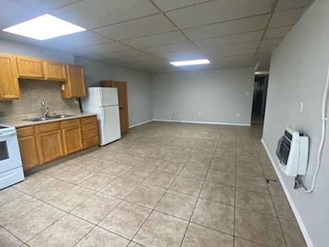 25 South Main Street - 6